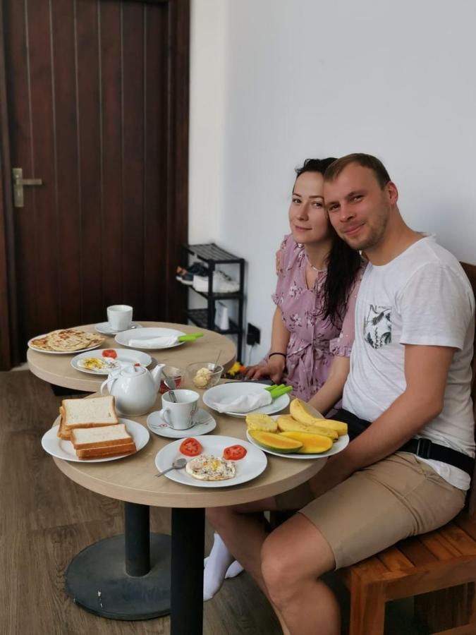 Ella Odyssey Inn 外观 照片